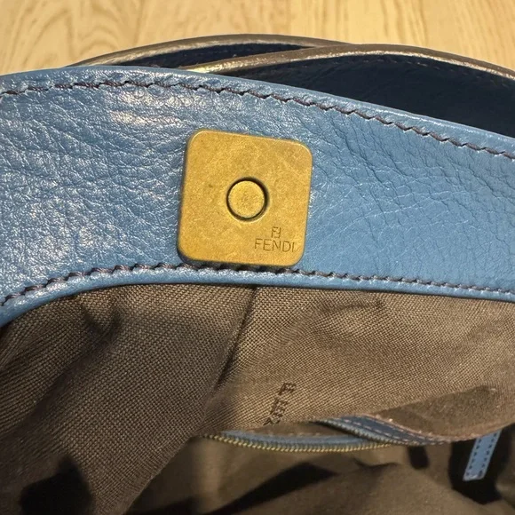 💗FENDI Blue Borse Leather Doctor Hobo Bag Authentic - Picture 13 of 16
